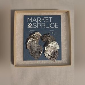 Market & SprucePerry Filigree Leaf Earring